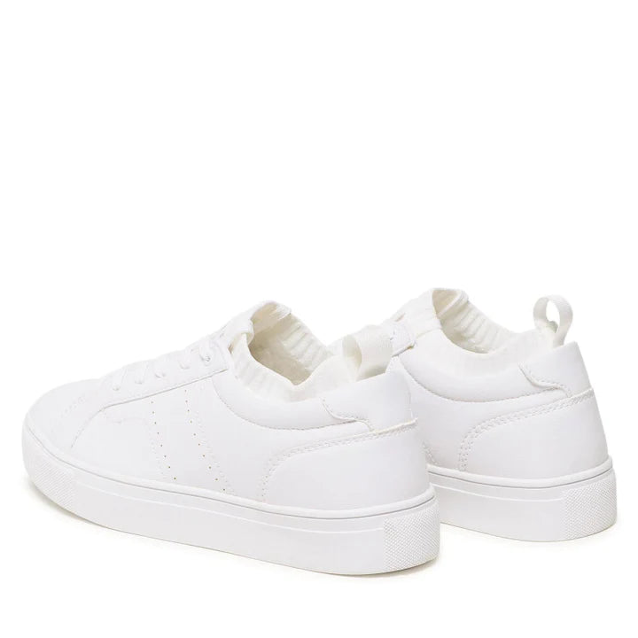 LOW TOP WHITE LEATHER SNEAKERS